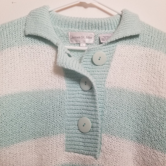 80s Blue and White knit Button Cute Shirt - Picture 5 of 8